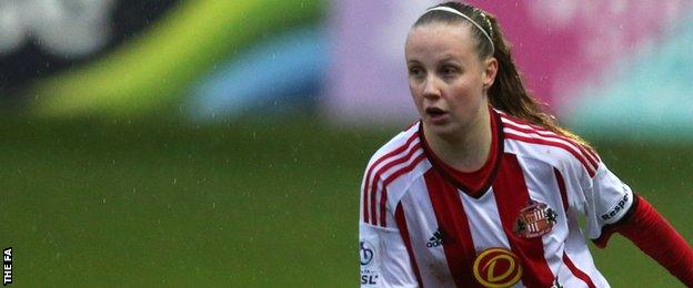 Beth Mead in action for Sunderland