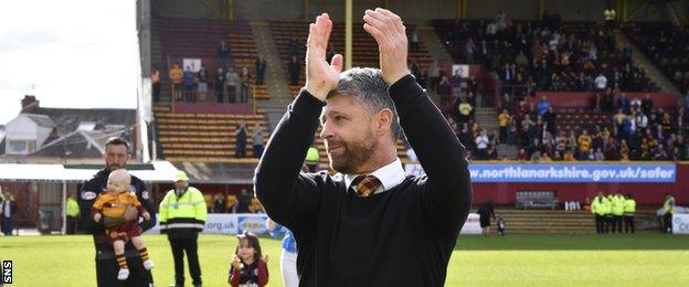 Stephen Robinson applauds Motherwell's fans