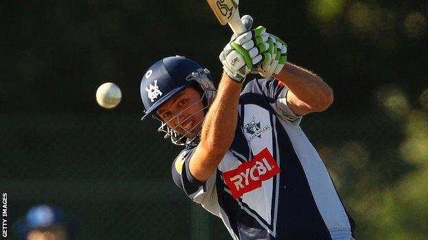 Ian Holland in action for Victoria