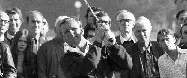 Arnold Palmer plays at St Andrews