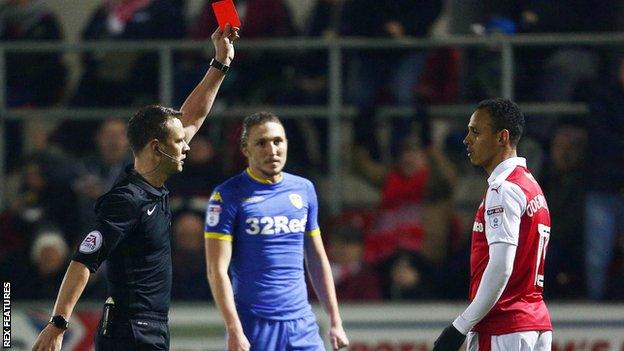 Peter Odemwingie gets sent off