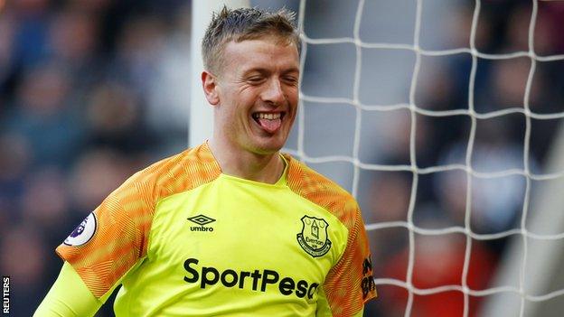 Everton keeper Jordan Pickford sticks his tongue out at Newcastle fans