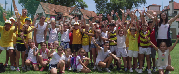 Cricket group shot