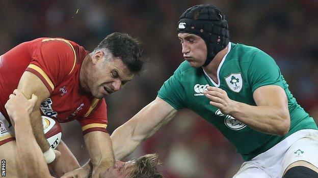 Tommy O'Donnell is about to challenge Mike Phillips in Saturday's game