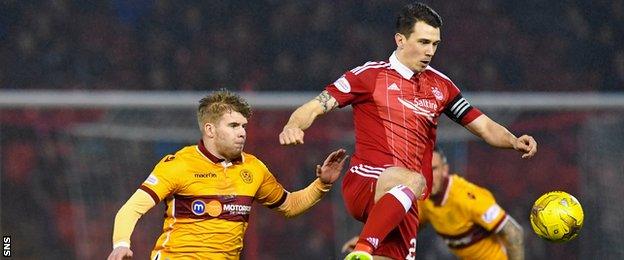 Ryan Jack (right) playing for Aberdeen