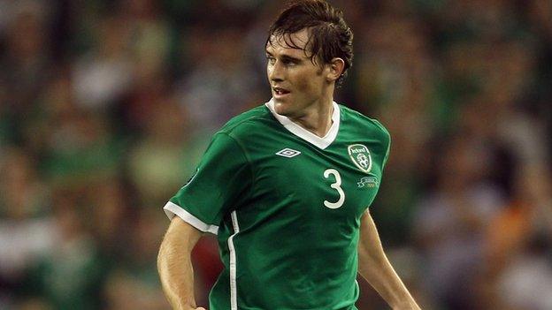 Kevin Kilbane in action for Republic of Ireland