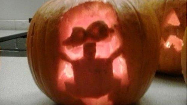 Minion pumpkin