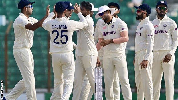 India celebrating a wicket