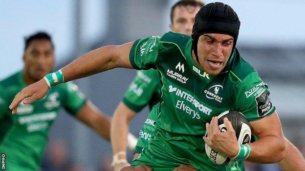 Ultan Dillane touched down for Connacht's third try in first-half injury-time