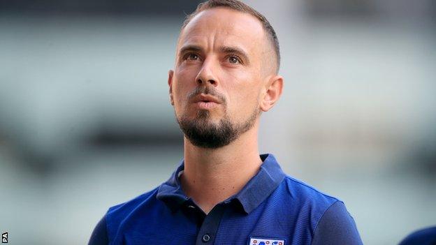 Mark Sampson