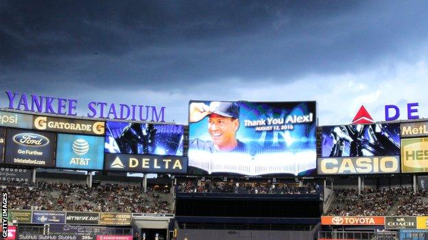 Thunder and lightning cut short a pre-game tribute