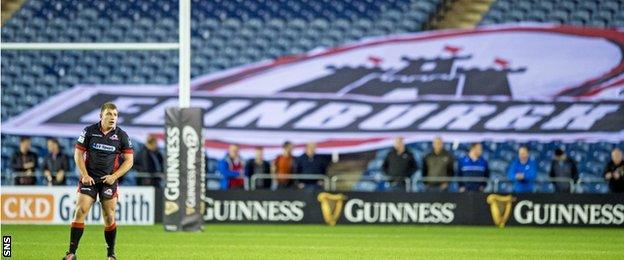 Duncan Weir in action for Edinburgh against Leinster at Murrayfield