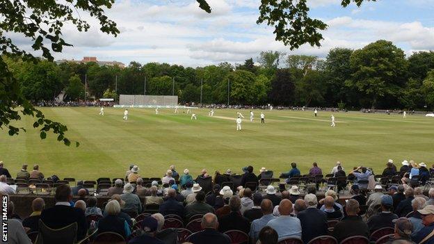 Queen's Park, Chesterfield