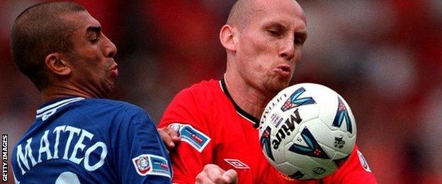 Jaap Stam playing for Manchester United