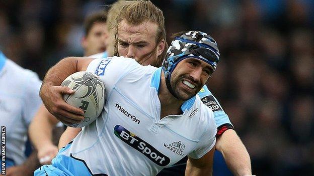 Josh Strauss tries to go past Kristian Dacey