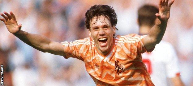 Van Basten celebrates his title-winning strike