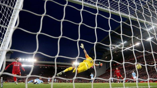 Mohamed Salah scores Liverpool's second goal against Manchester City