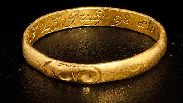 A gold ring declared treasure