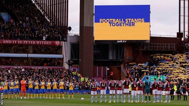 Aston Villa and Southampton players took part in a a period of applause for Ukraine before kick-off