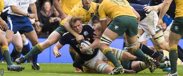 Jonny Gray scores for Scotland