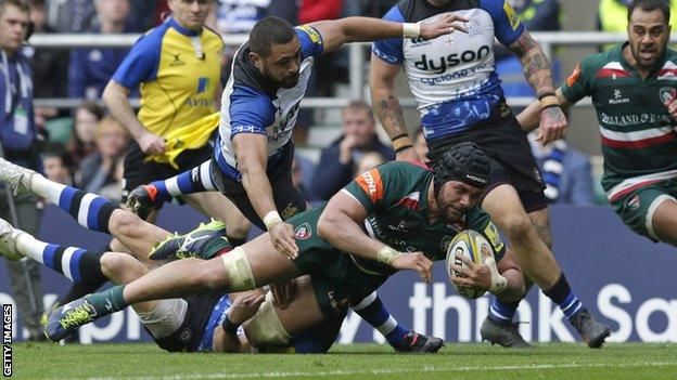 Sione Kalamafoni scores a try for Leicester