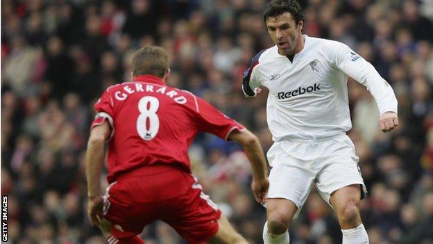 Steven Gerrard and Gary Speed