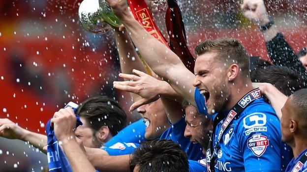 Bournemouth celebrate winning the 2014-15 Championship title