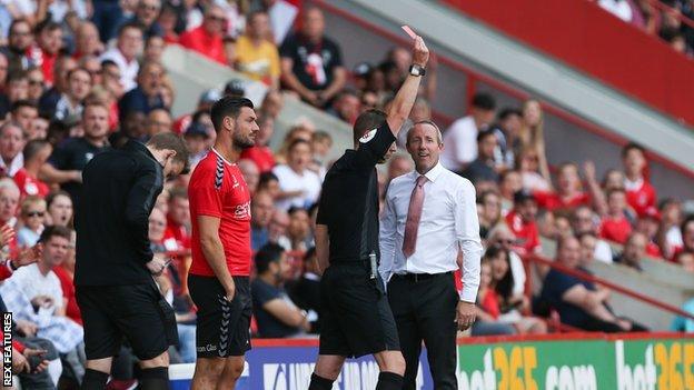 Lee Bowyer was perplexed by the late incident that earned a red card for him and a yellow for opposite number