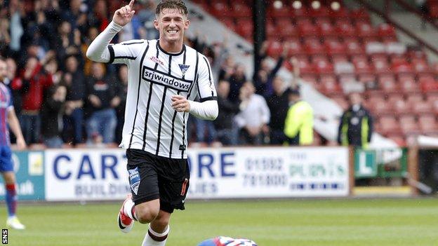 Dunfermline's David Hopkirk celebrates his goal