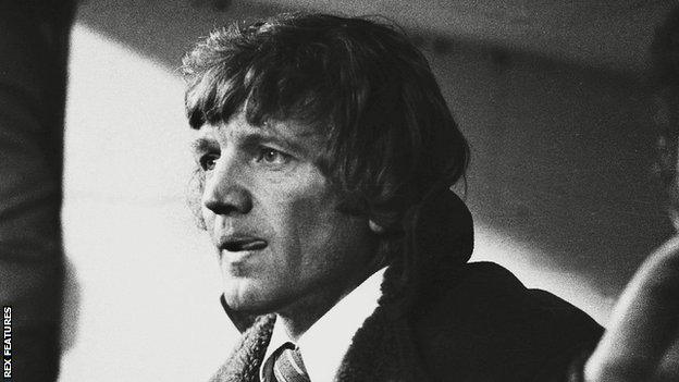 Then Stoke City boss Alan Durban watches on from the dugout during at Crystal Palace in 1979