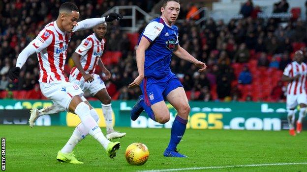 Tom Ince puts Stoke 1-0 ahead against Ipswich