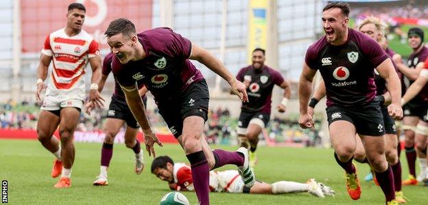 Sexton scores a try versus Japan