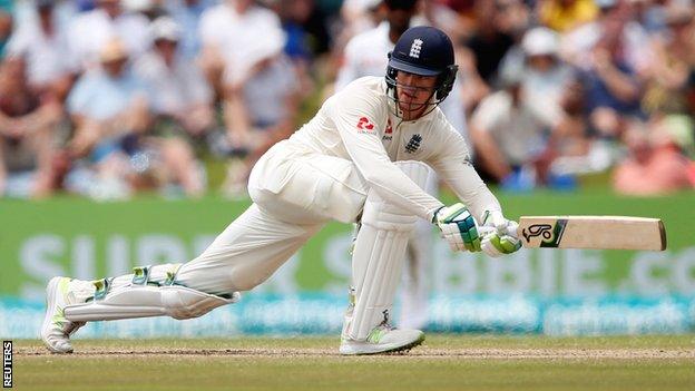 Keaton Jennings sweeps