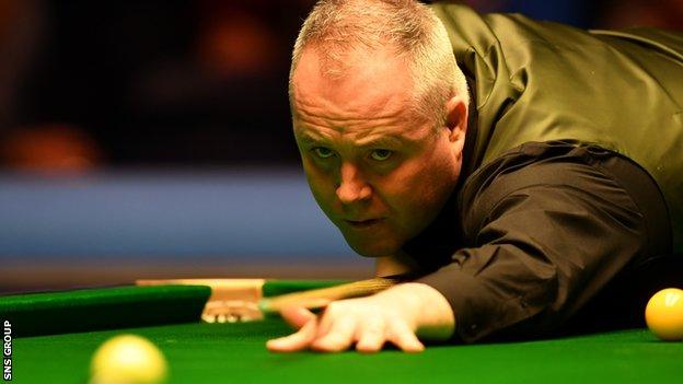 John Higgins played with a broken rib in Glasgow