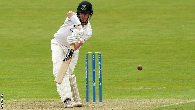 Sussex's Ali Orr will resume the final day at Hove on 54 not out