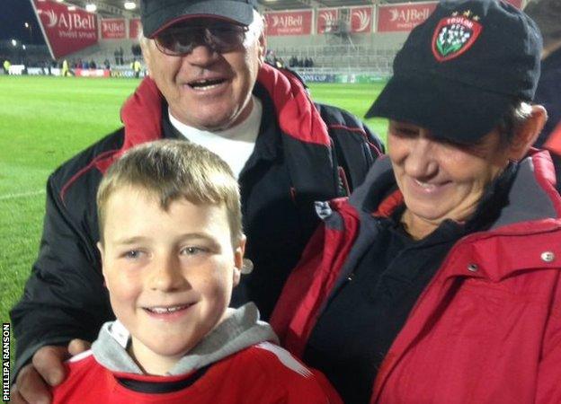 Jacob Ranson with Toulon fans