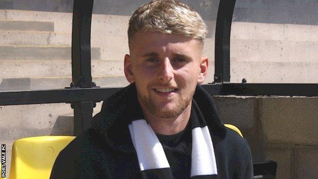 New Port Vale signing Jack Stobbs