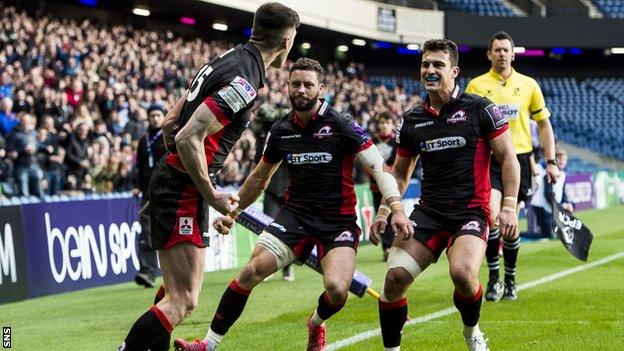 Edinburgh celebrate Blair Kinghorn's try