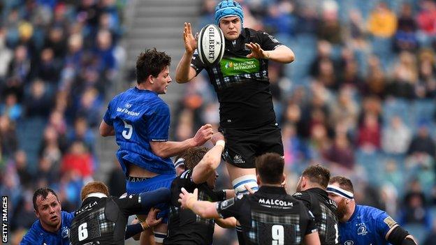 Scott Cummings wins a lineout for Glasgow against Leinster in April 2019