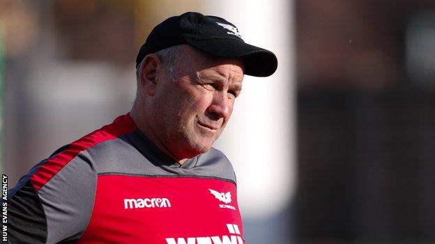 Wayne Pivac watches his players train