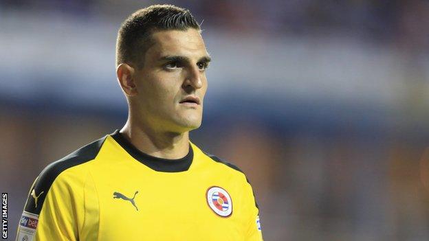 Vito Mannone.