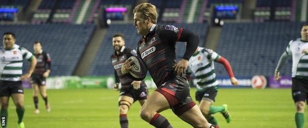 Duhan van der Merwe opens the scoring for Edinburgh