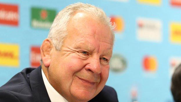 Bill Beaumont