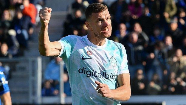 Inter Milan's Edin Dzeko celebrates equalising goal v Atalanta in Serie A