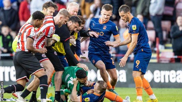 Sheff Utd 3-3 Blackpool