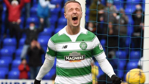 Celtic's Leigh Griffiths celebrates his goal