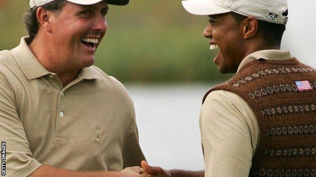 Phil Mickelson and Tiger Woods at the 2006 Ryder Cup