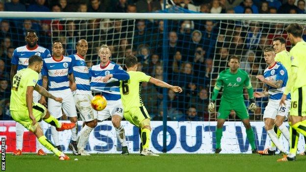 Nakhi Wells scores for Huddersfield