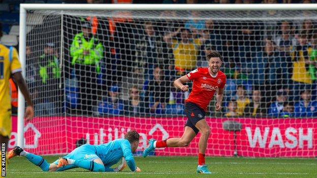 Luton celebrate