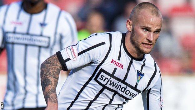 Dunfermline's Kallum Higginbotham